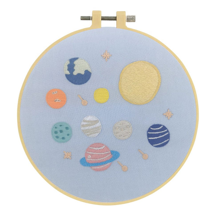 Make It Embroidery Kit 11.3 x 10.6cm Planets