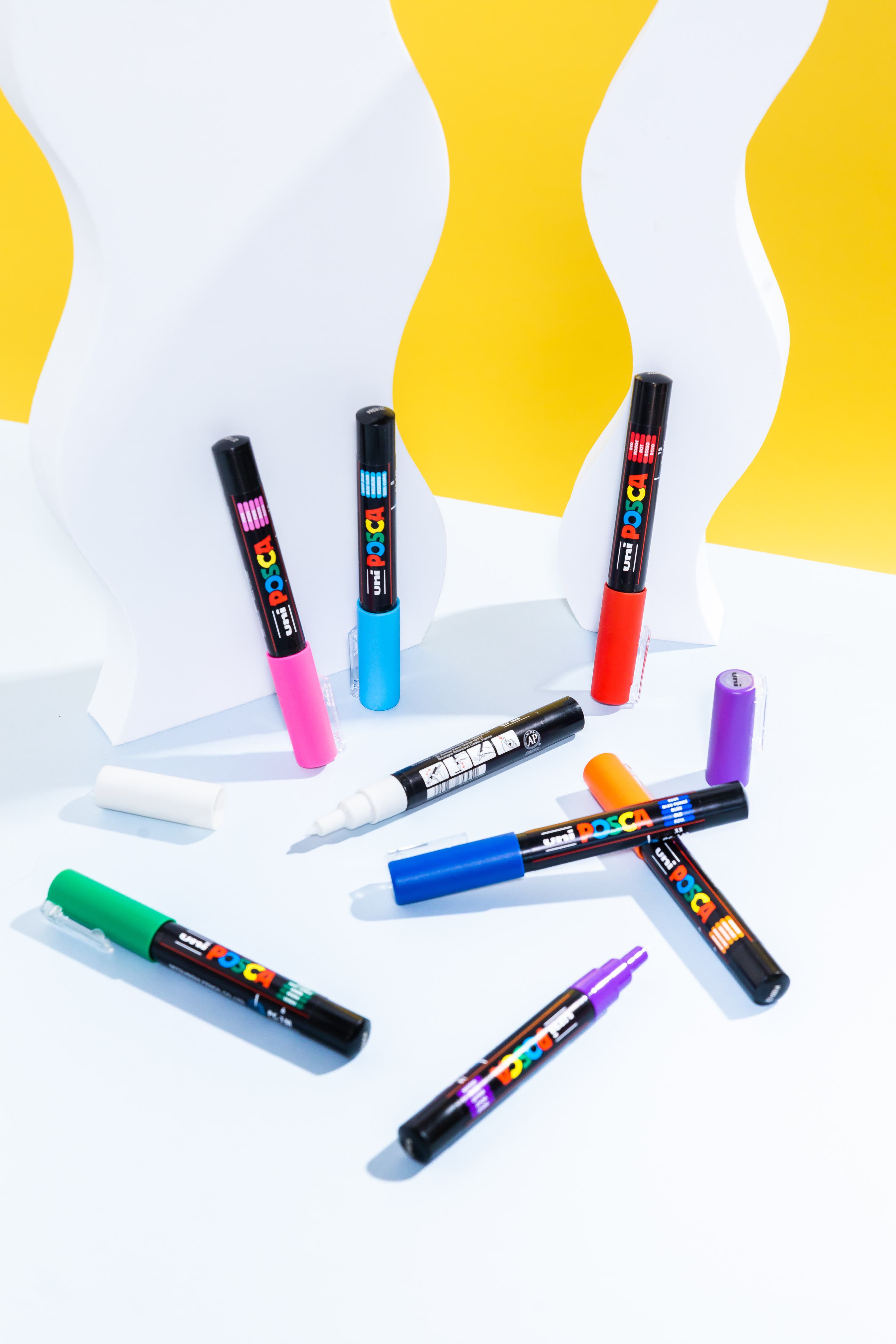 Posca Marker Medium (PC-5M) Set 16